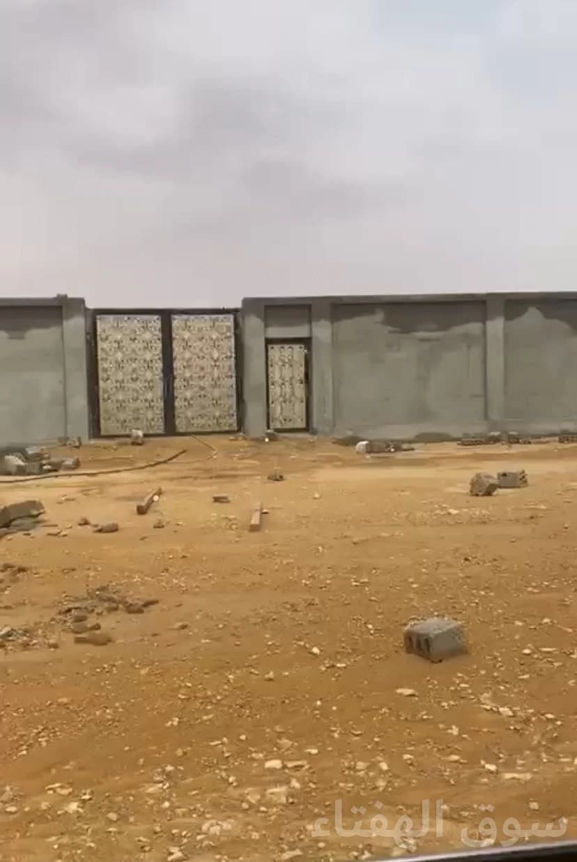 للبيع ارض في المزاحمية
