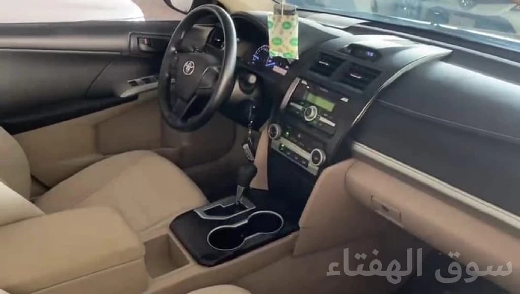 سيارة تيوتا كامري 2017 للبيع 2
