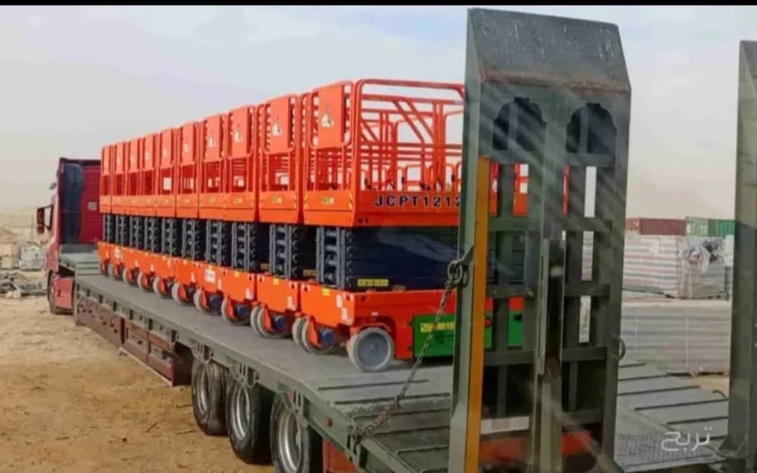 سيزرلفت للايجار في الرياض 12متر  سيزرلفت للايجار في جده 12متر 2