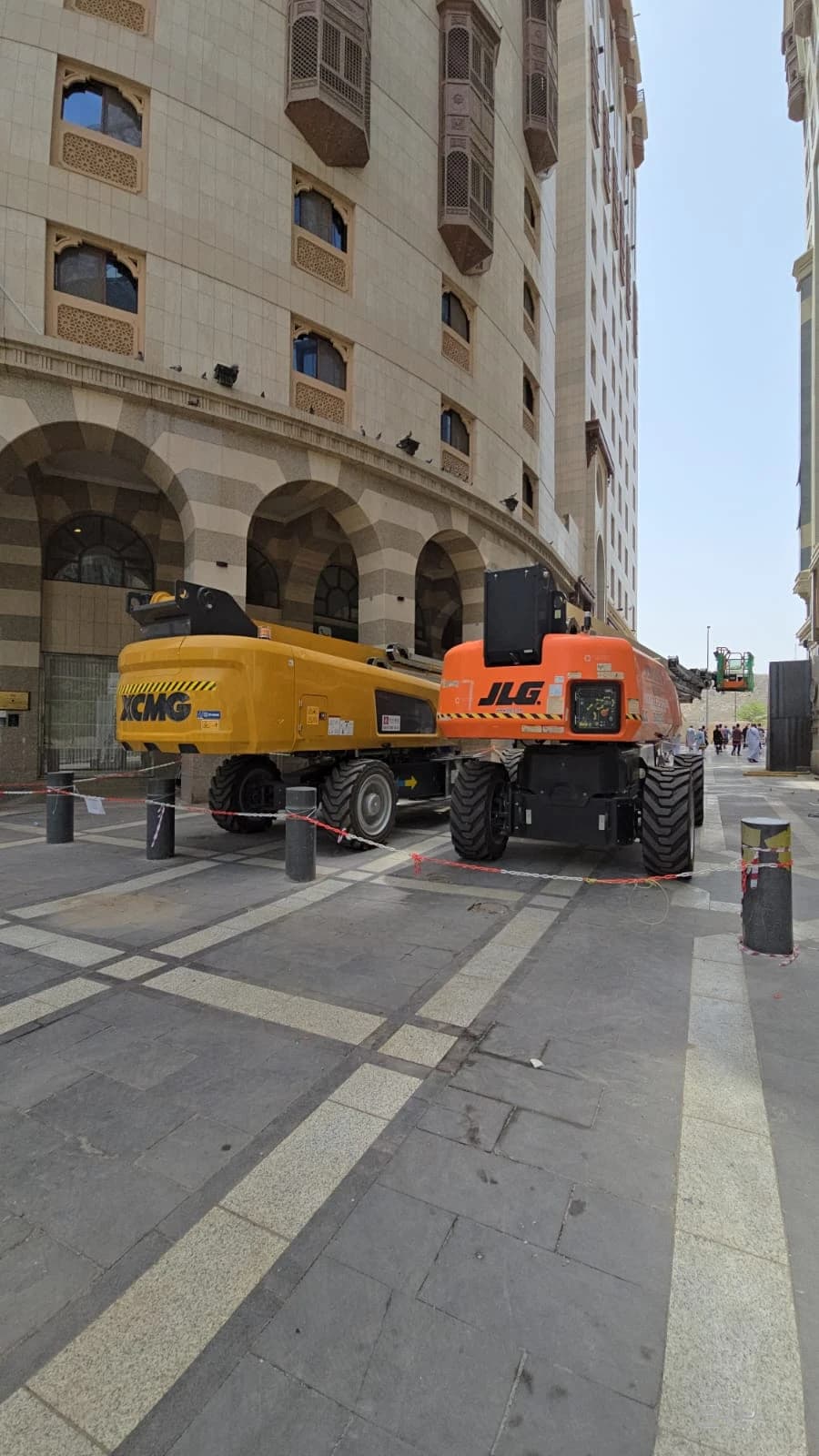 سيزر لفت ومان لفت ورافعات شوكيه وكرينات وتاور لايت وابراج اناره للايجار 11