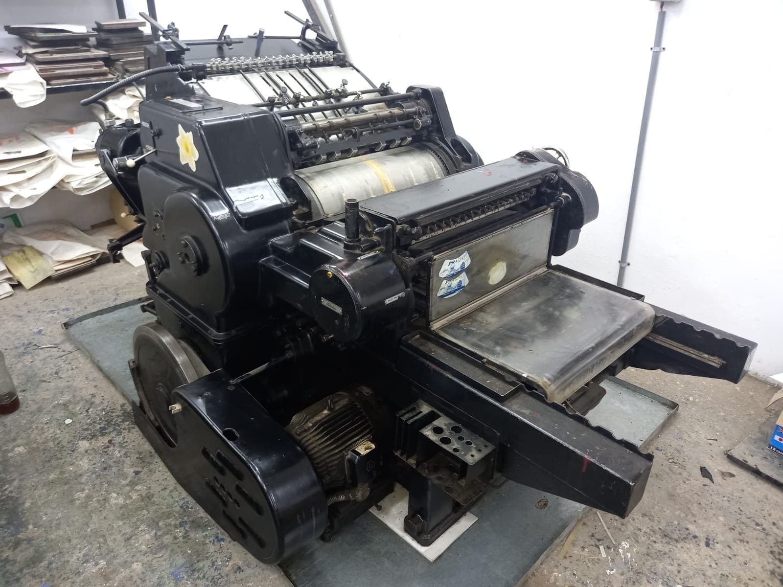 للبيع مطبعه اوفست 4