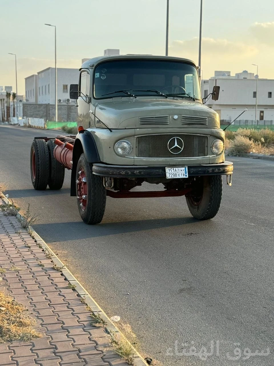 للبيع عايدي بوز شبه وكاله