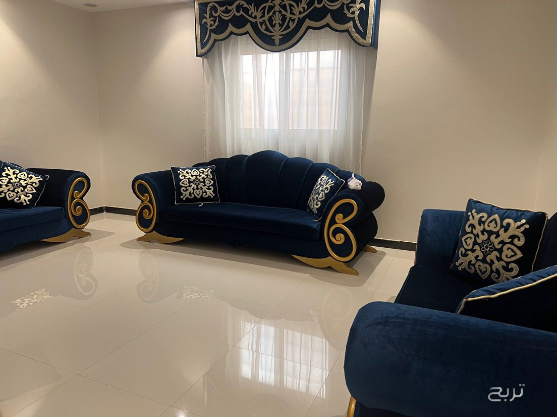 دينا طش الاثاث المستعمل بالرياض 0556723860
