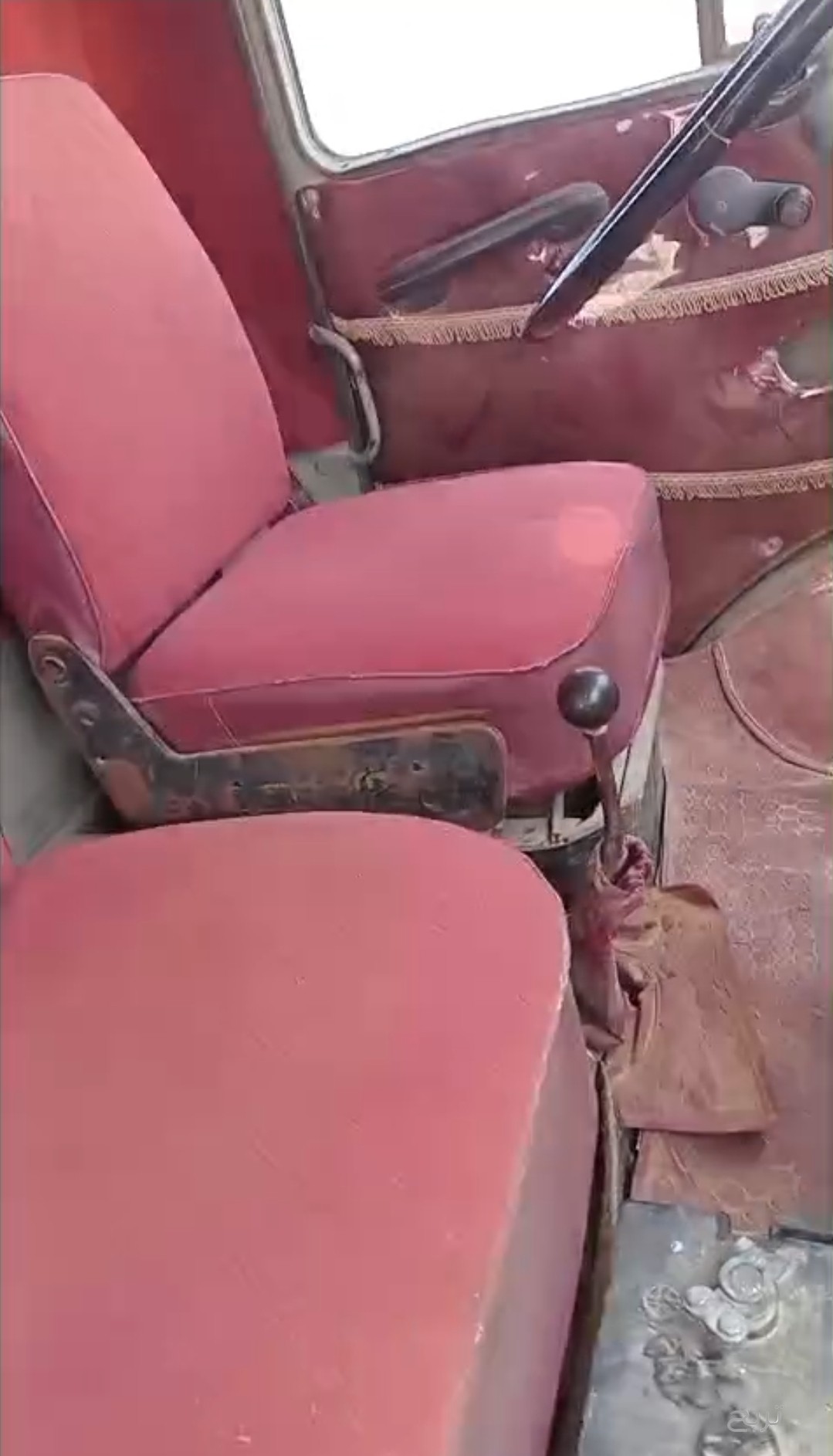 للبيع وايت حصنيه بوز