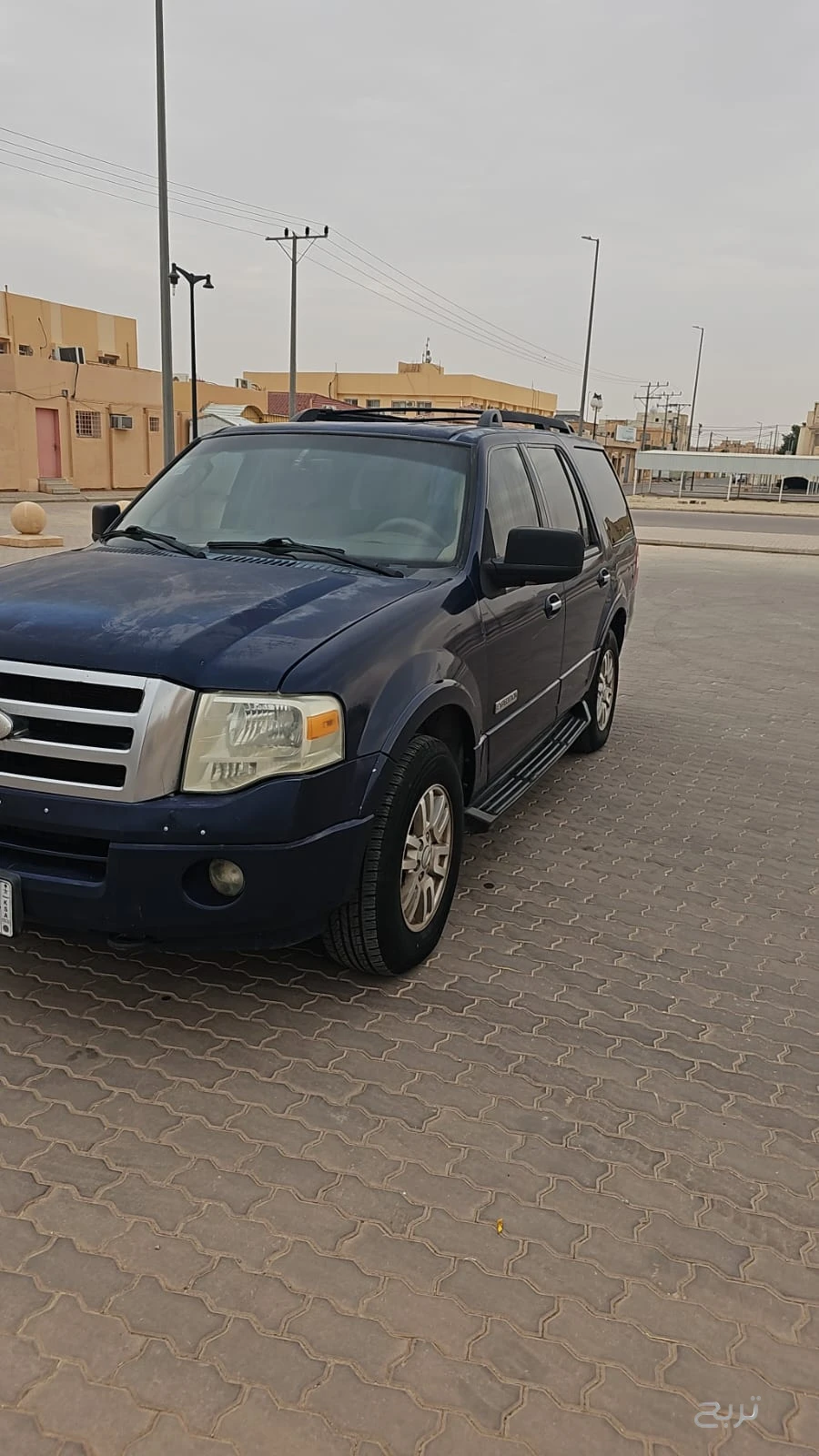 للبيع فورد اكسبدشن 2008