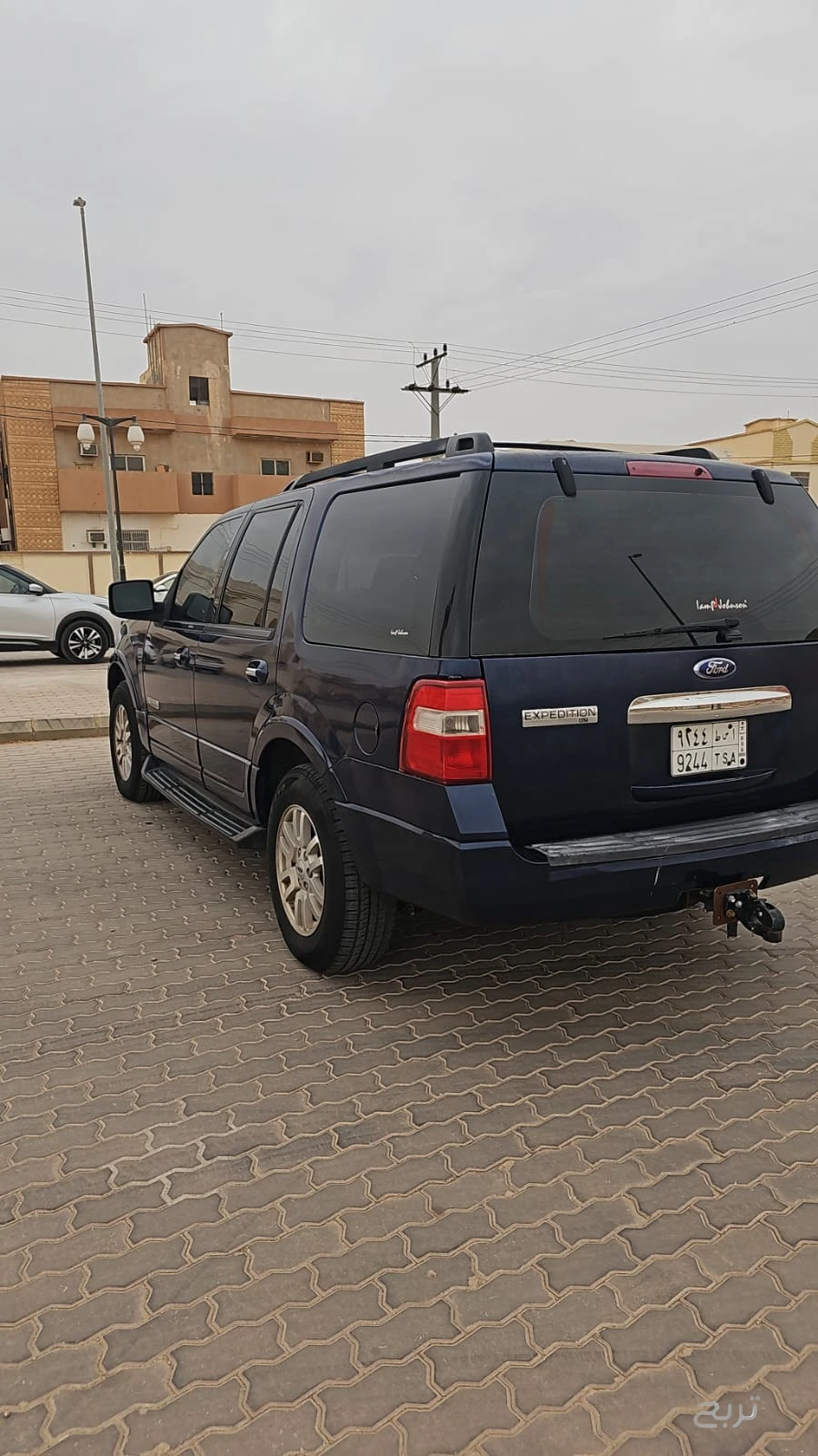 للبيع فورد اكسبدشن 2008