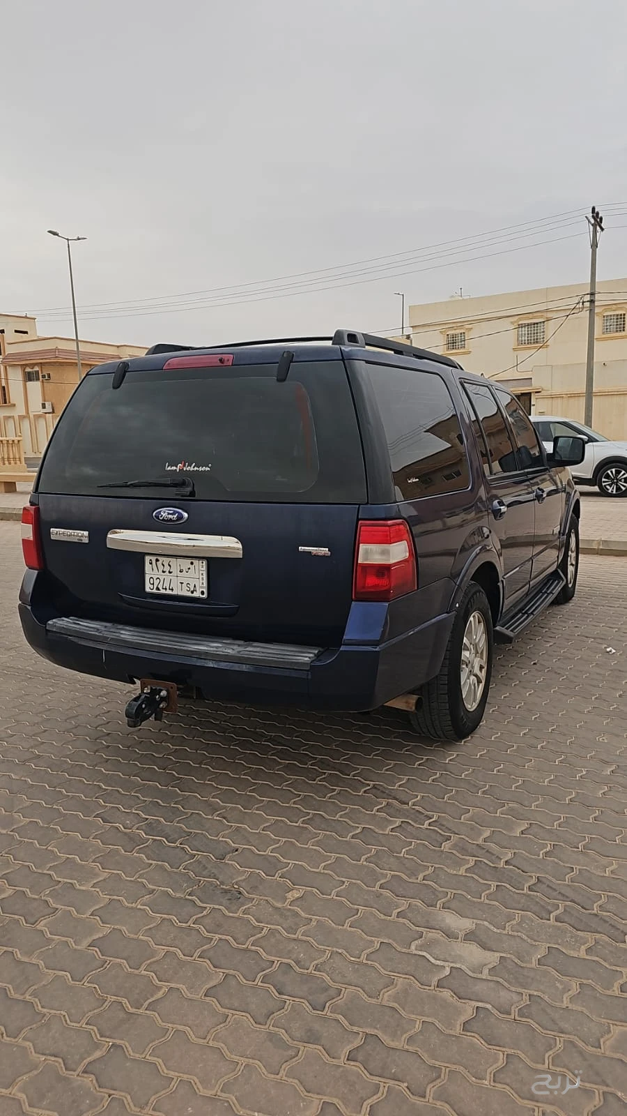 للبيع فورد اكسبدشن 2008