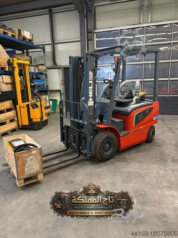 فوركلفت 1.5 25 3 5 7 طن للإيجار في الدمام الرياض - رافعة شوكية 3طن للإيجار الدمام