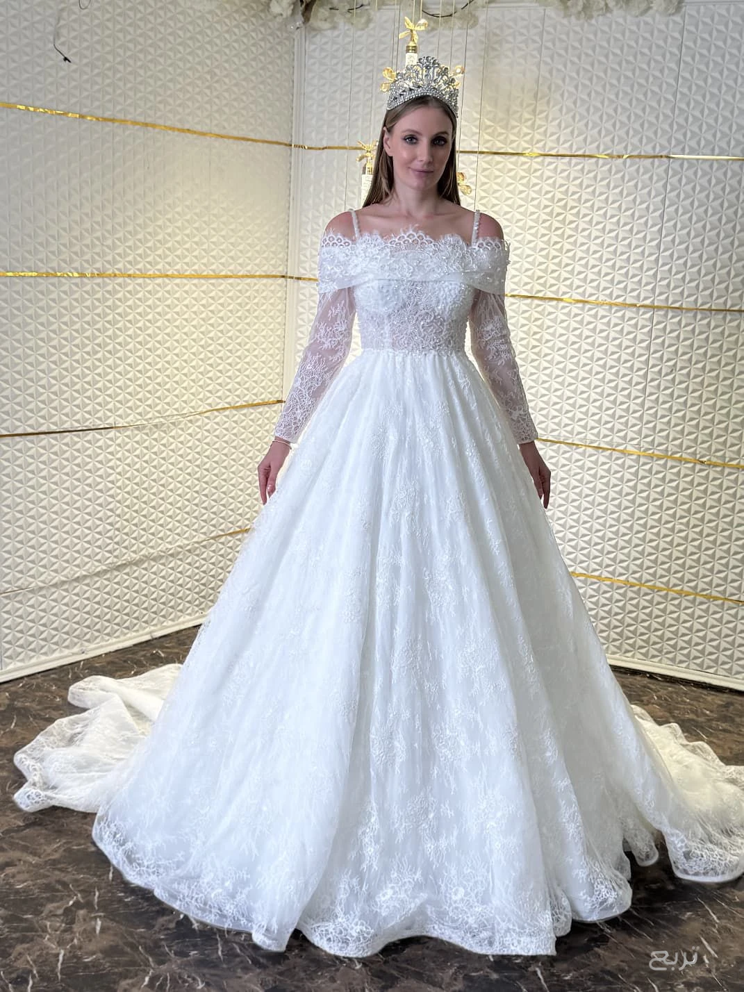 فساتين زفاف وافراح