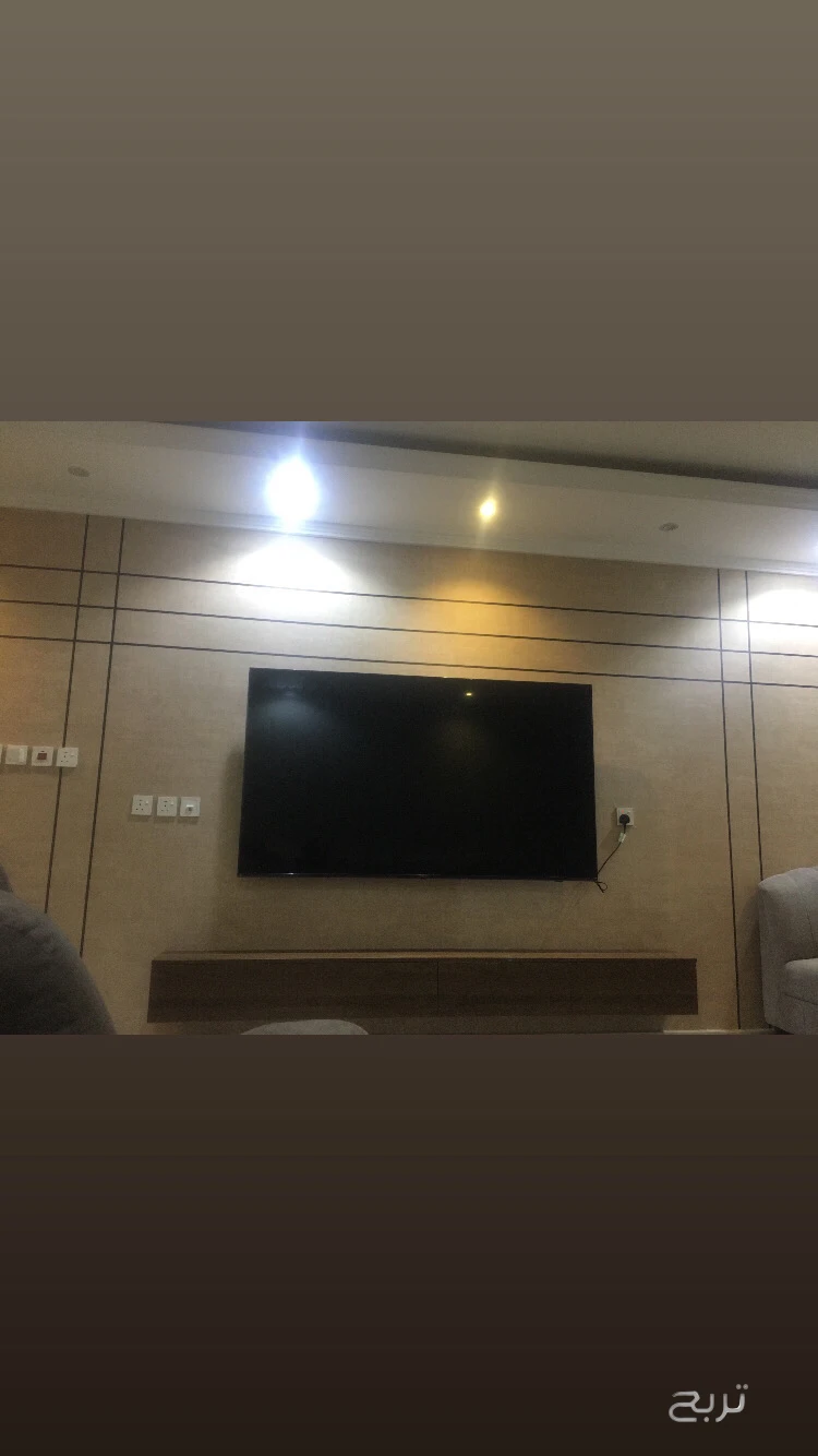 دهانات وديكورات ورق جدران