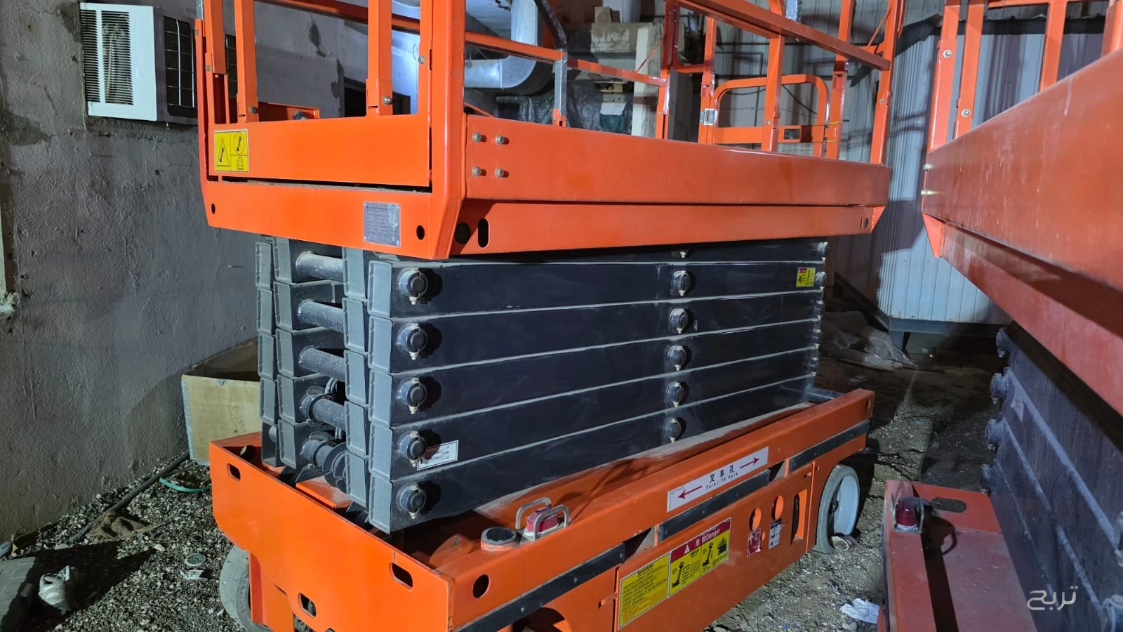 سيزرلفت للايجار في الرياض 12متر  سيزرلفت للايجار في جده 12متر