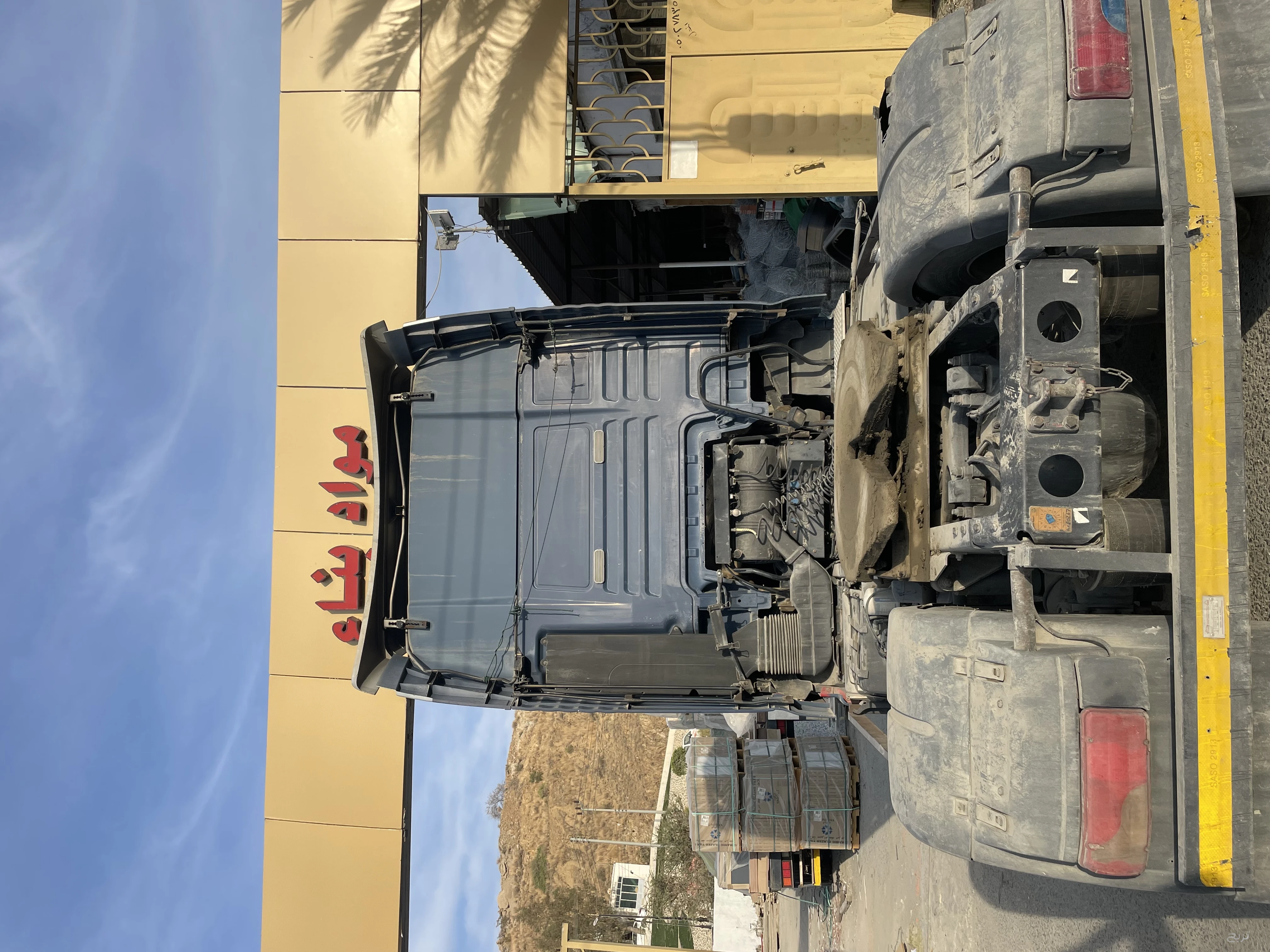 راس تريلا مان 2005 نقل خاص