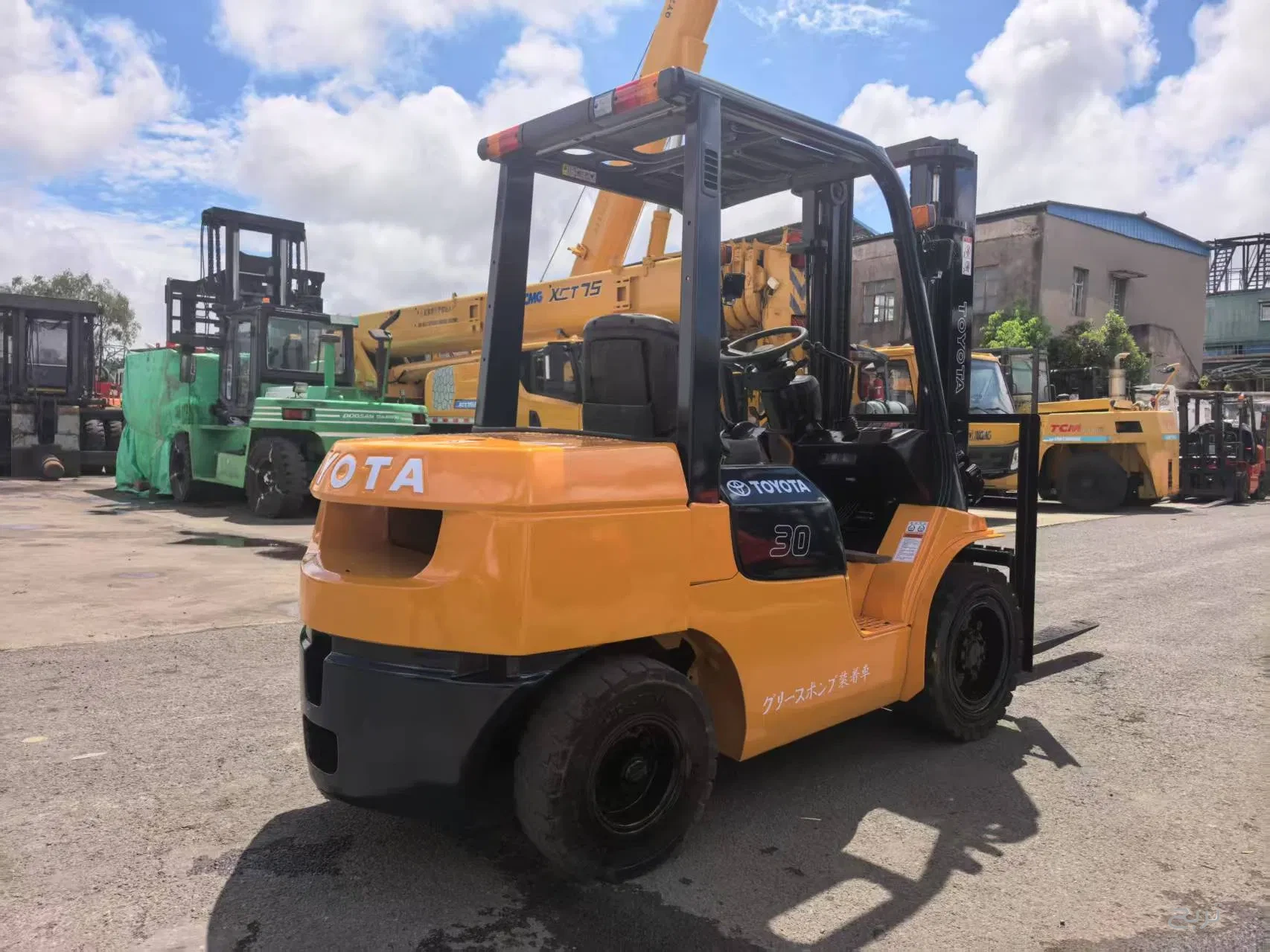 فوركلفت للإيجار الرياض | رافعات شوكية للإيجار بالرياض